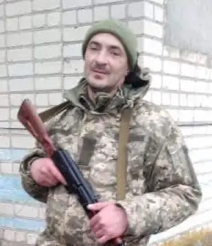 На Уманщині дівчинка отримала нагороду свого батька-захисника, який загинув на фронті
