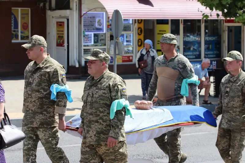 Умань провела в останню путь захисника Івана Грабарчука
