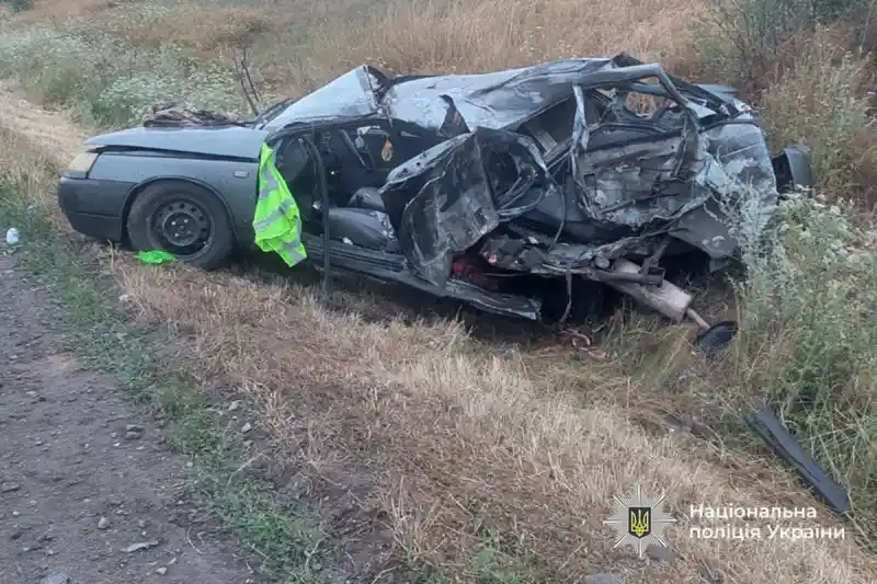 Нічна аварія поблизу Умані: через зіткнення постраждав 32-річний водій