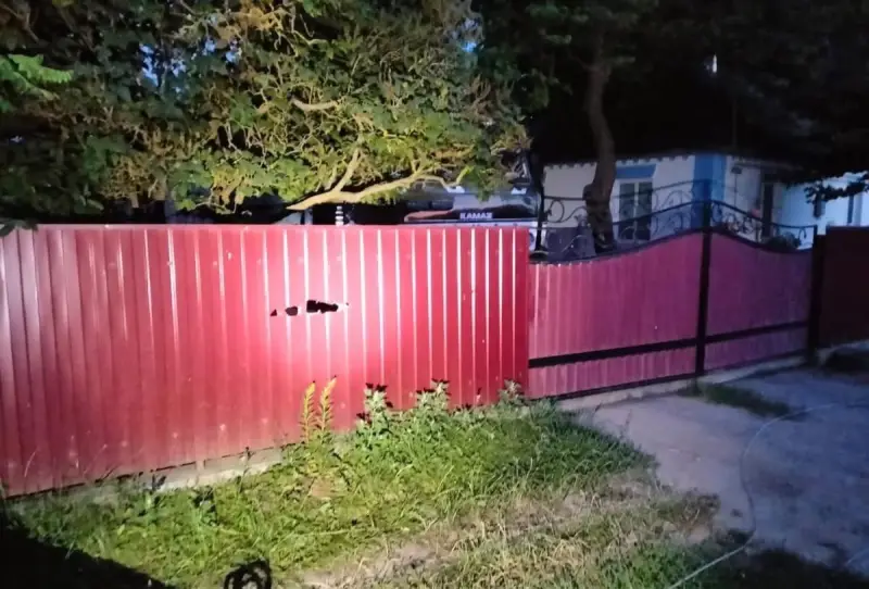 Нічна атака на Уманщину: уламки дронів пошкодили будинки та фермерські господарства