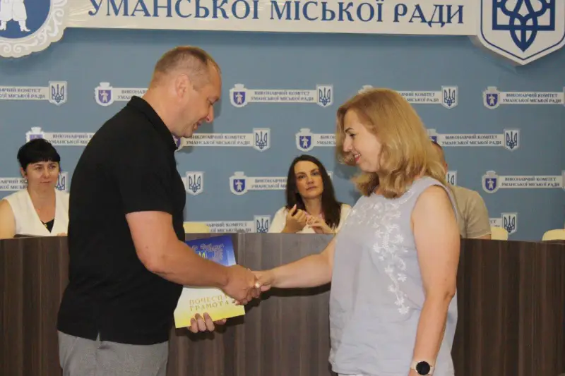 Уманський виконком ухвалив нові титульні списки та підтримав обдарованих дітей громади