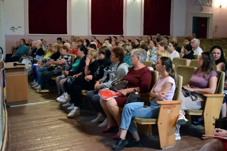 Христинівка об’єднала родини захисників: відбулася відверта зустріч із представниками держави
