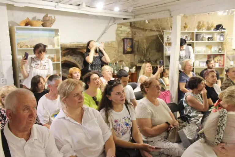Історія без грифа: у неМузеї Умані презентували унікальну книгу про маловідоме минуле міста