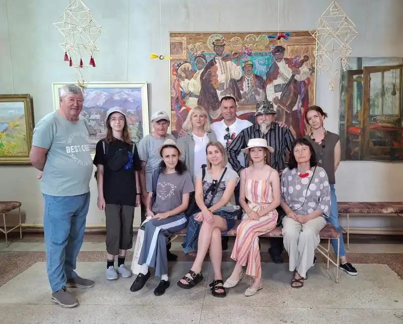 Умань у фарбах літа: художники знову вийшли на пленер в межах проєкту «Мікіндівські пленери – 2025»