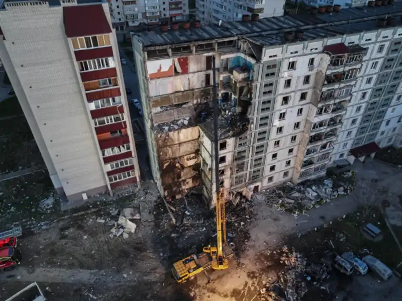 Уряд виділив понад 40 мільйонів гривень на відбудову зруйнованої багатоповерхівки в Умані